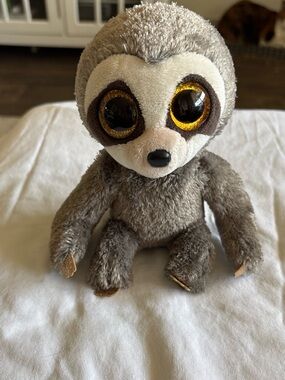 Ty Gray Sloth Plush with Gold Glitter Eyes